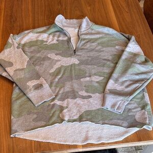 Aerie Women’s Camo Zip-Up Sweater